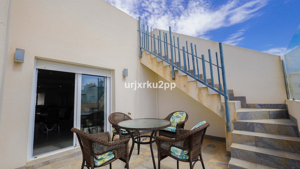 2 Bed Ground Floor Apartment in Aguas Nuevas