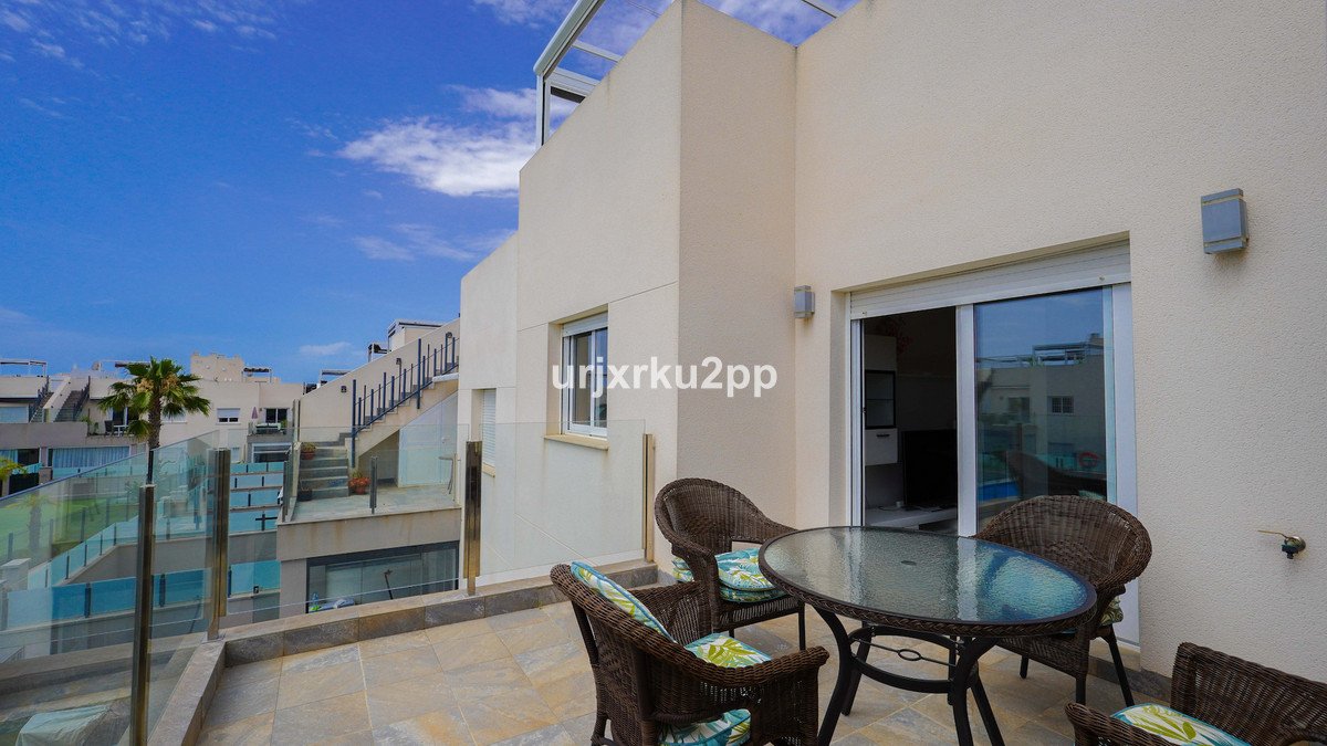 2 Bed Ground Floor Apartment in Aguas Nuevas