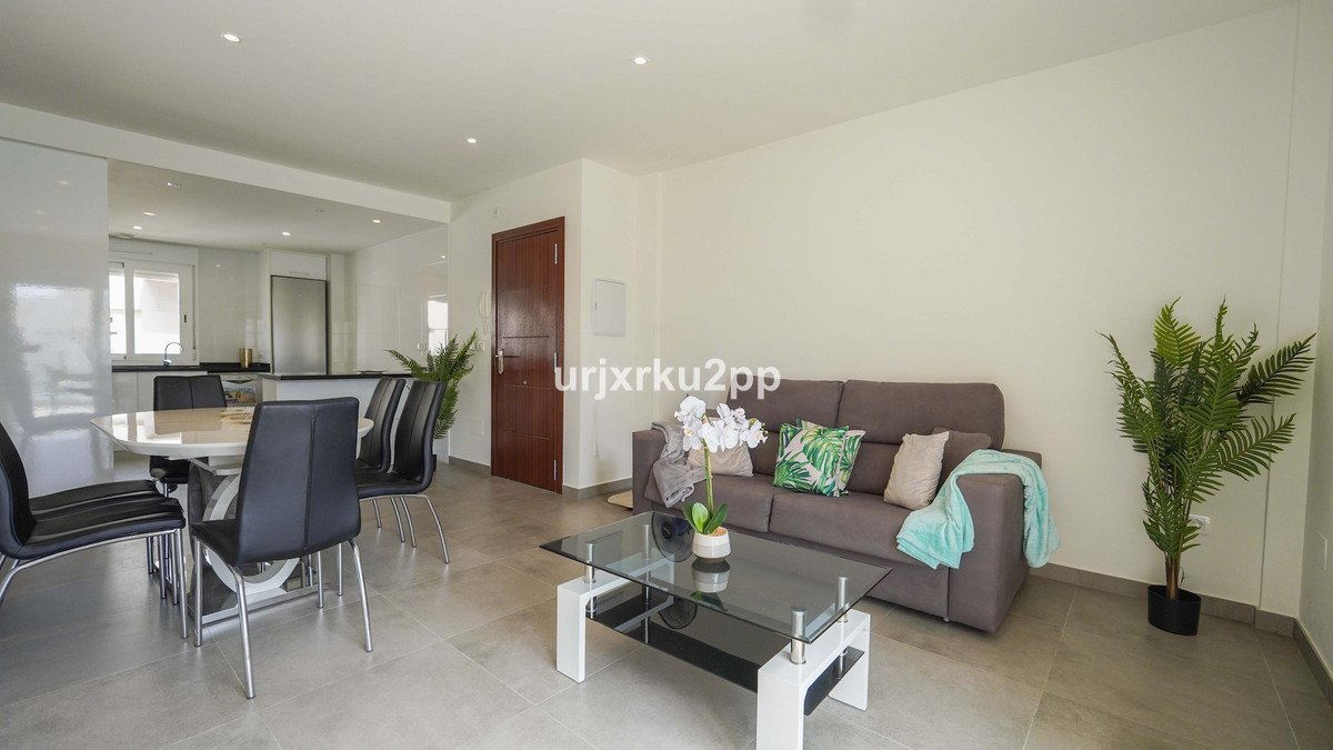 2 Bed Ground Floor Apartment in Aguas Nuevas
