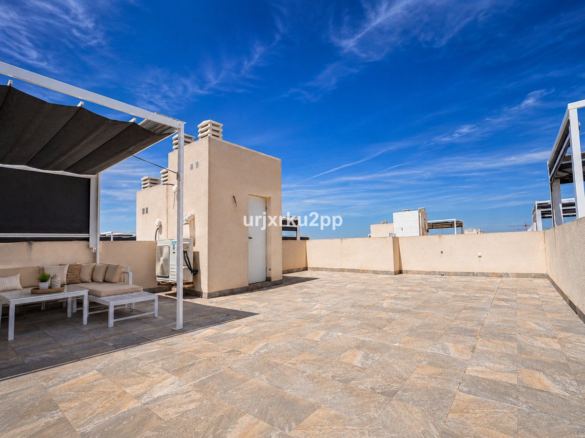 2 Bed Ground Floor Apartment in Aguas Nuevas