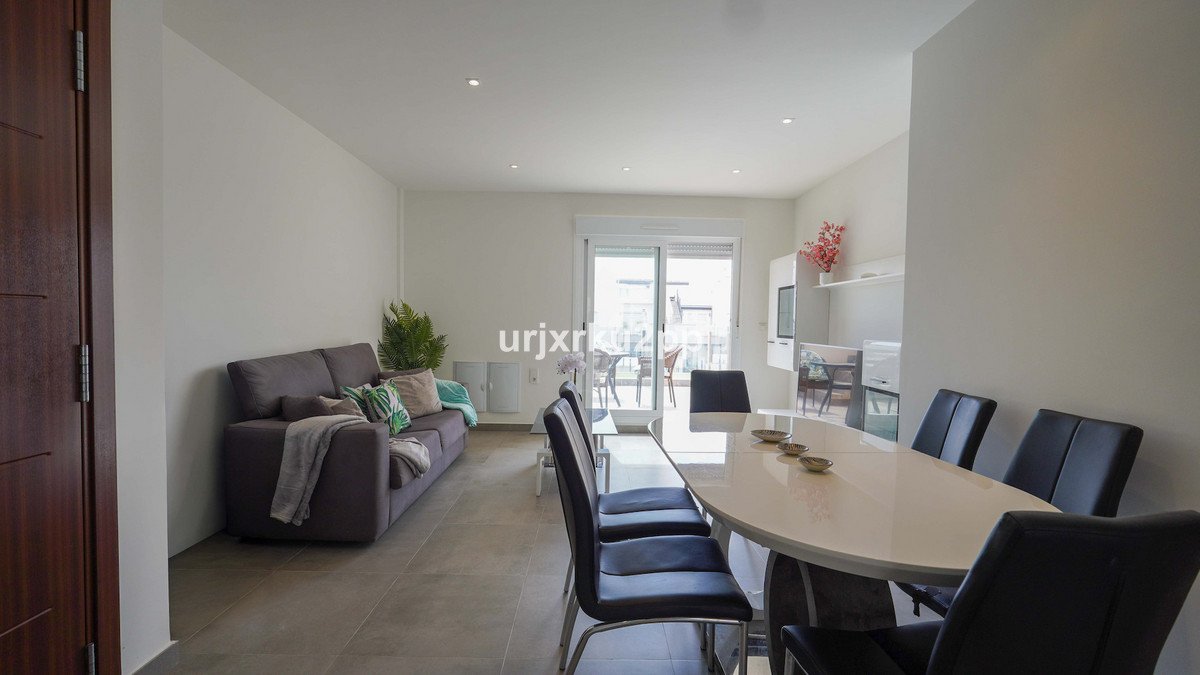2 Bed Ground Floor Apartment in Aguas Nuevas