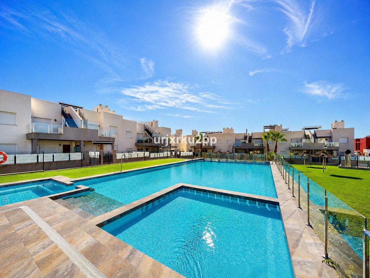 2 Bed Ground Floor Apartment in Aguas Nuevas