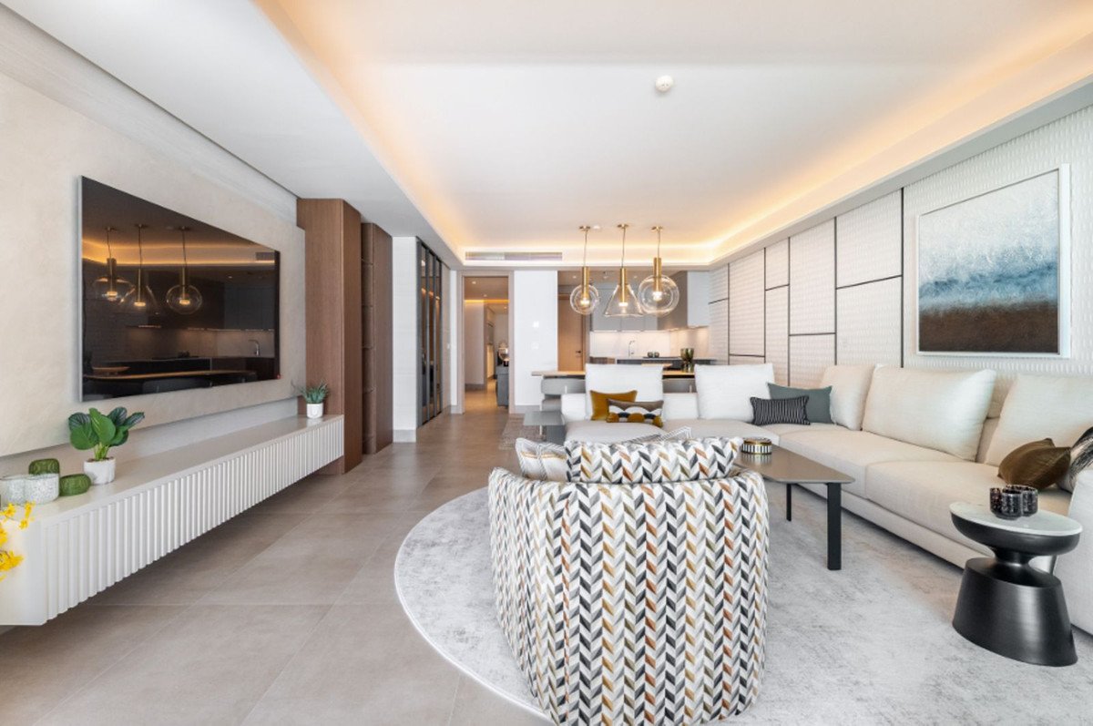3 Bed Middle Floor Apartment in Málaga