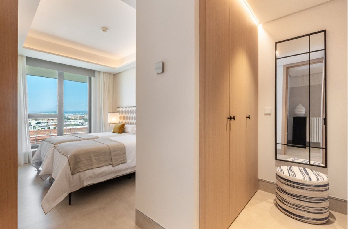 3 Bed Middle Floor Apartment in Málaga