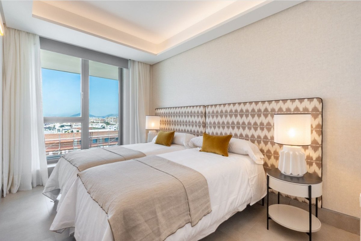 3 Bed Middle Floor Apartment in Málaga