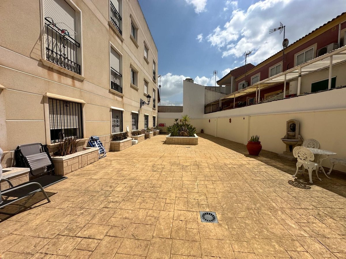 2 Bed Top Floor Apartment in Jacarilla