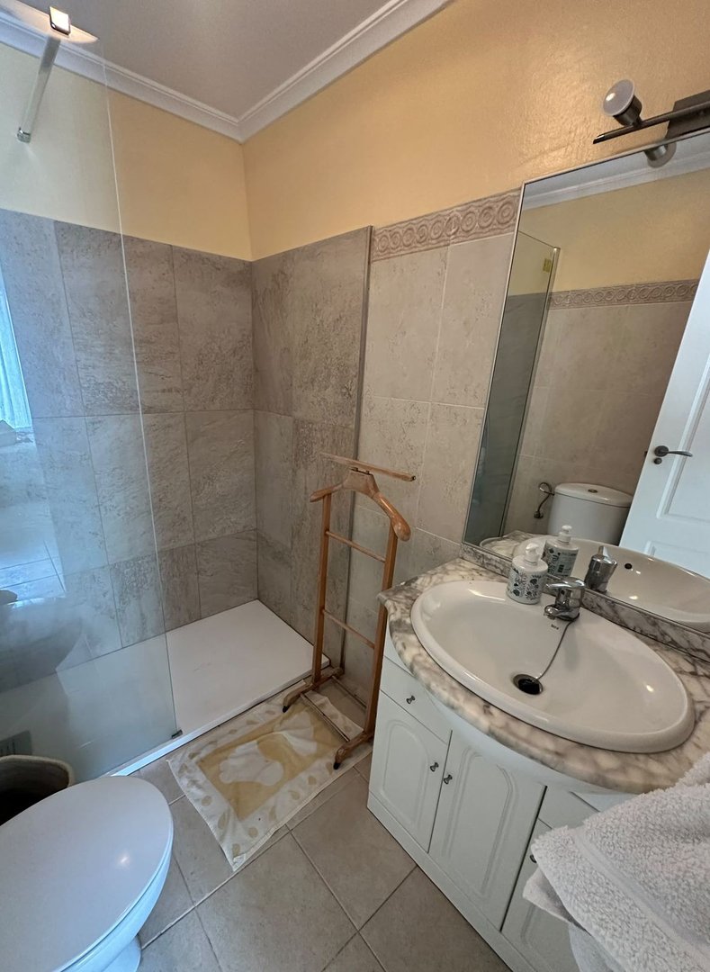 2 Bed Top Floor Apartment in Jacarilla
