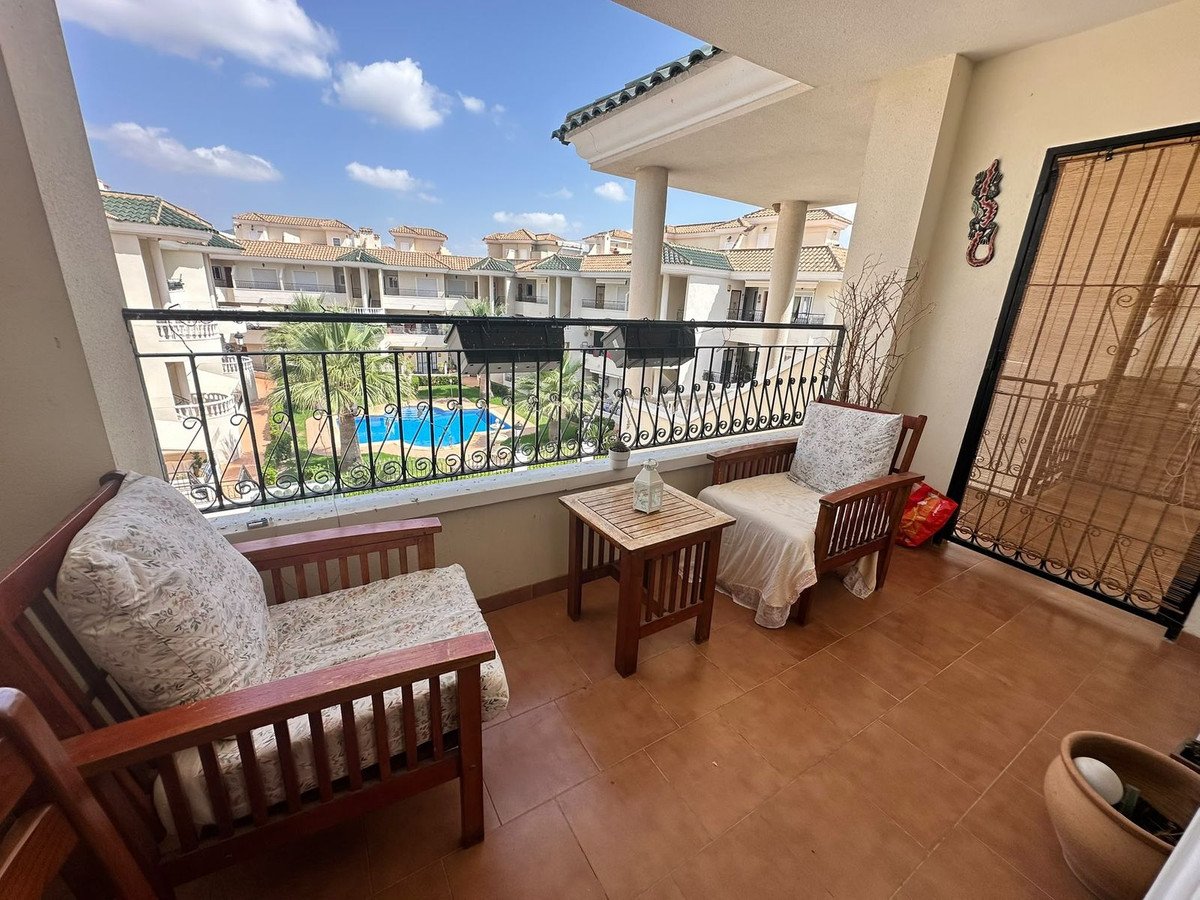 2 Bed Top Floor Apartment in Jacarilla