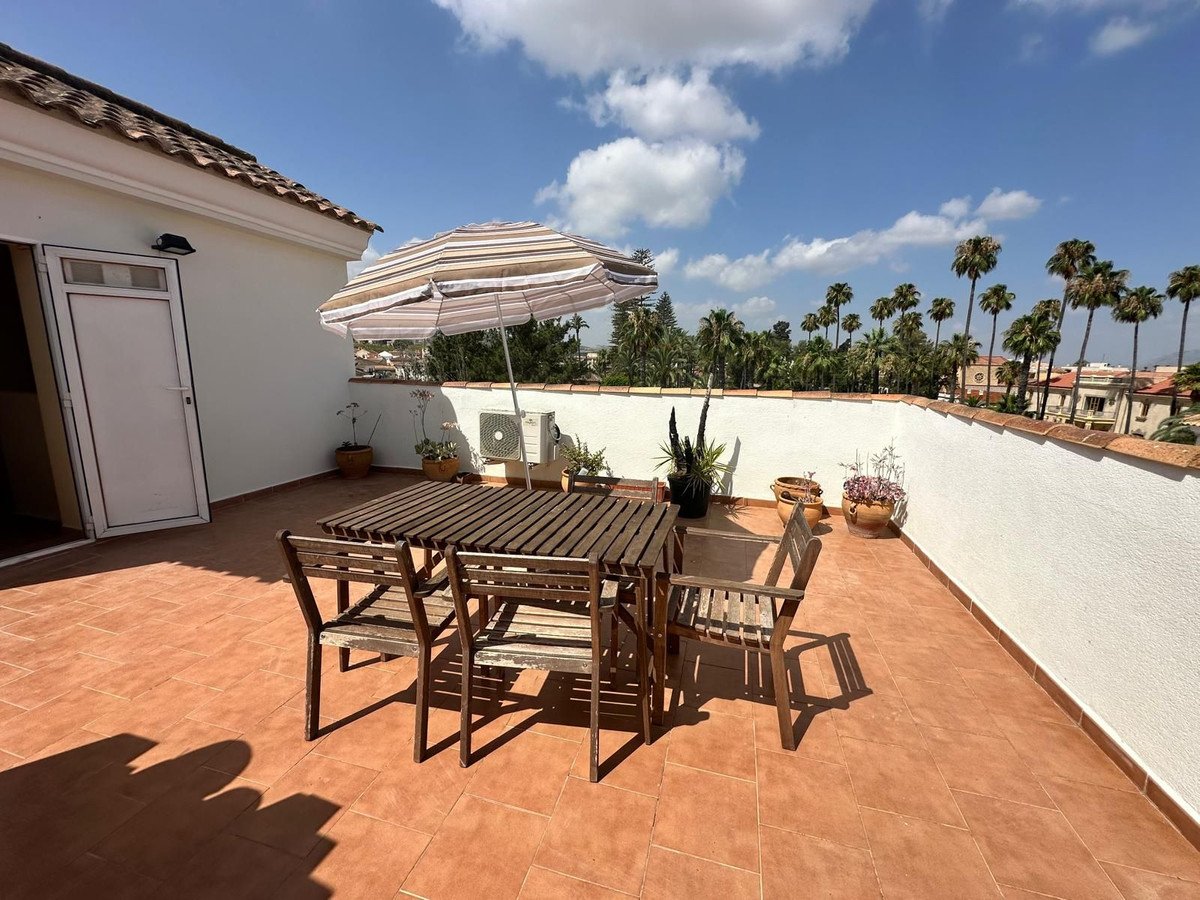 2 Bed Top Floor Apartment in Jacarilla