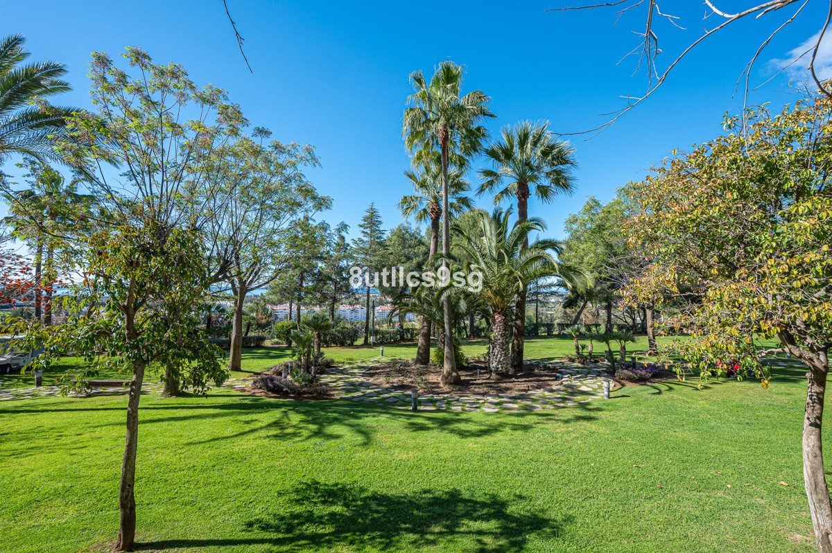 3 Bed Ground Floor Apartment in Nueva Andalucía