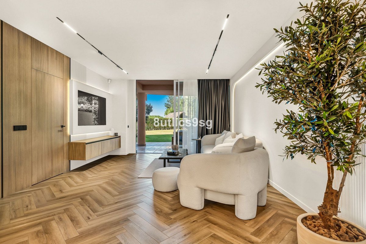 3 Bed Ground Floor Apartment in Nueva Andalucía
