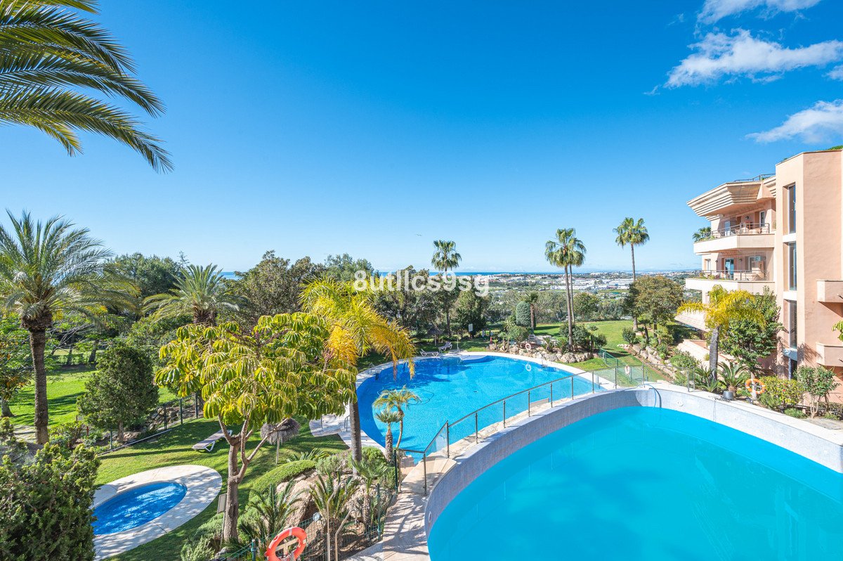 3 Bed Ground Floor Apartment in Nueva Andalucía