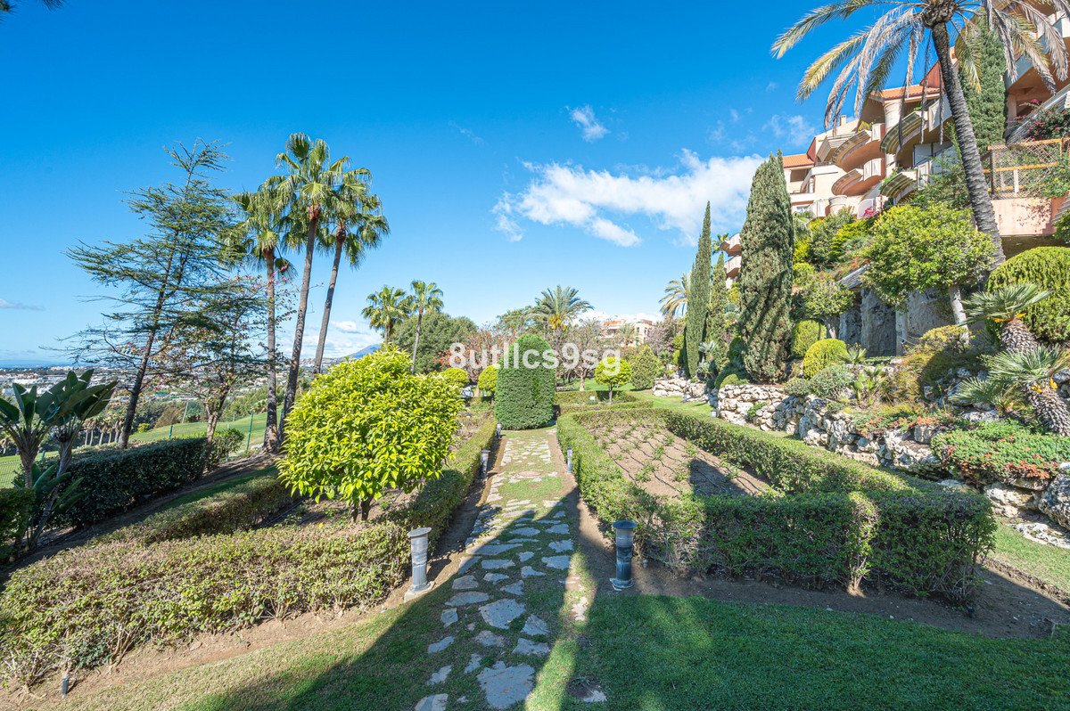 3 Bed Ground Floor Apartment in Nueva Andalucía