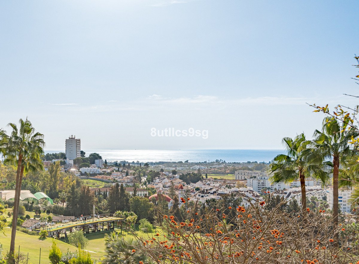 3 Bed Ground Floor Apartment in Nueva Andalucía