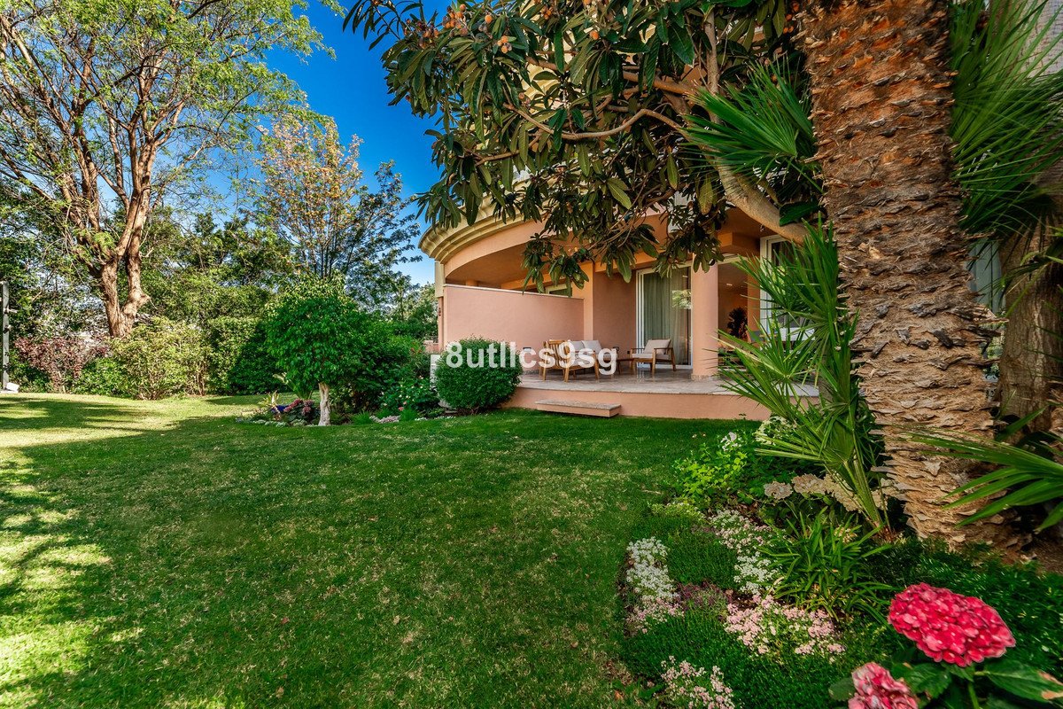 3 Bed Ground Floor Apartment in Nueva Andalucía