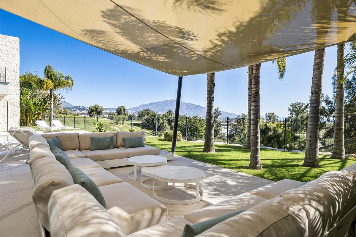 5 Bed Detached Villa in Benahavís