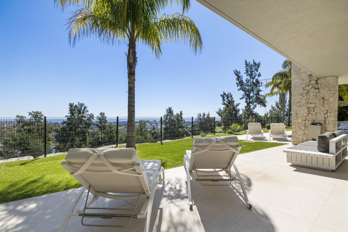 5 Bed Detached Villa in Benahavís
