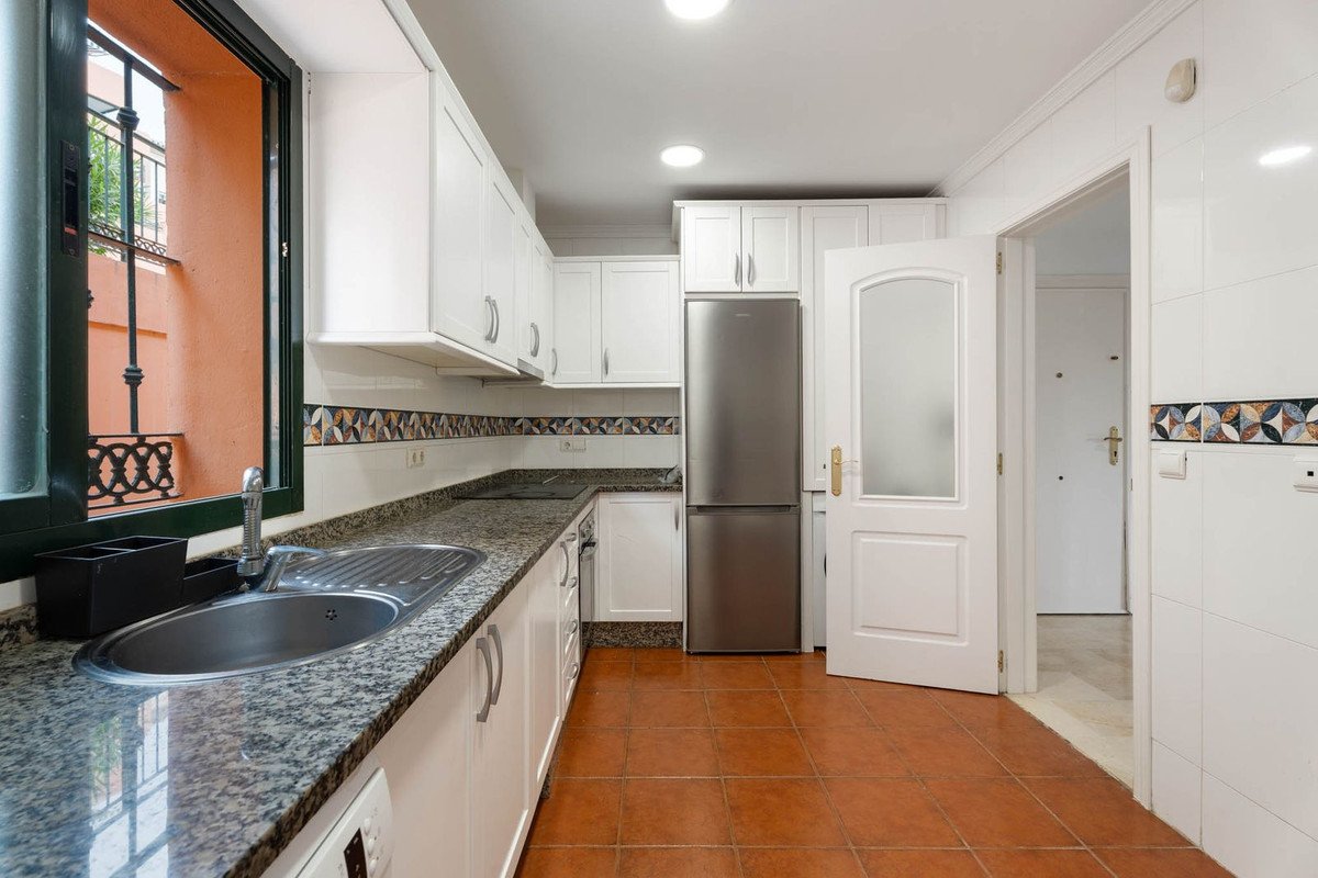 3 Bed Ground Floor Apartment in Elviria