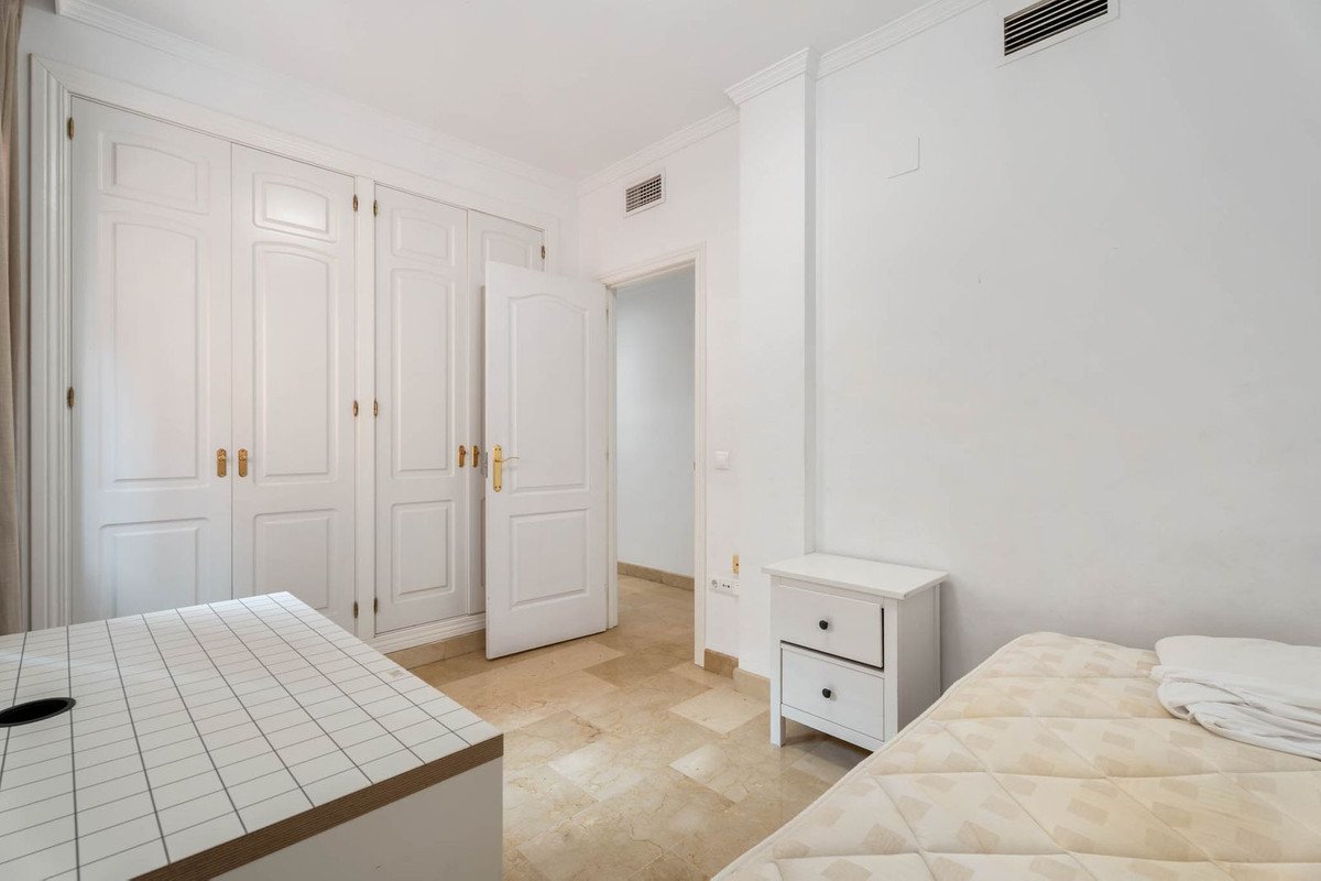 3 Bed Ground Floor Apartment in Elviria
