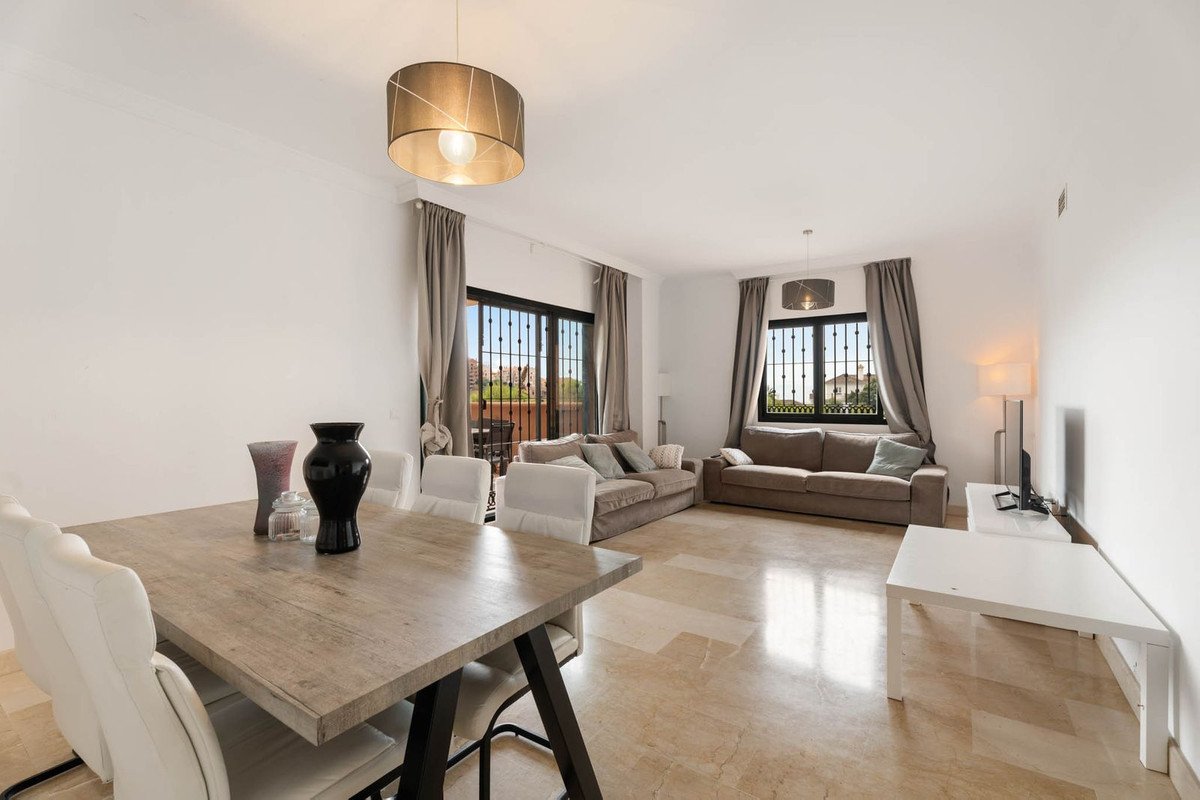 3 Bed Ground Floor Apartment in Elviria