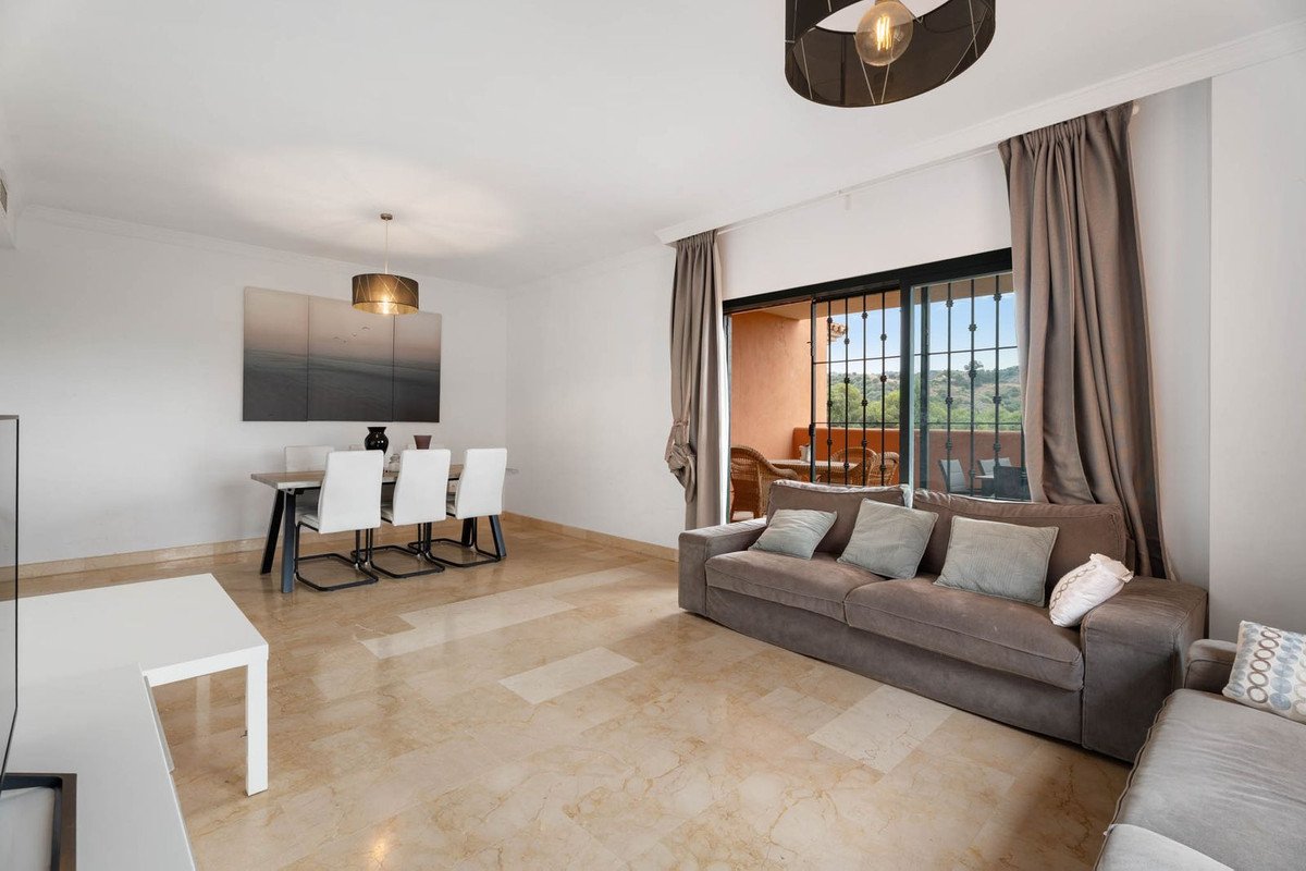 3 Bed Ground Floor Apartment in Elviria