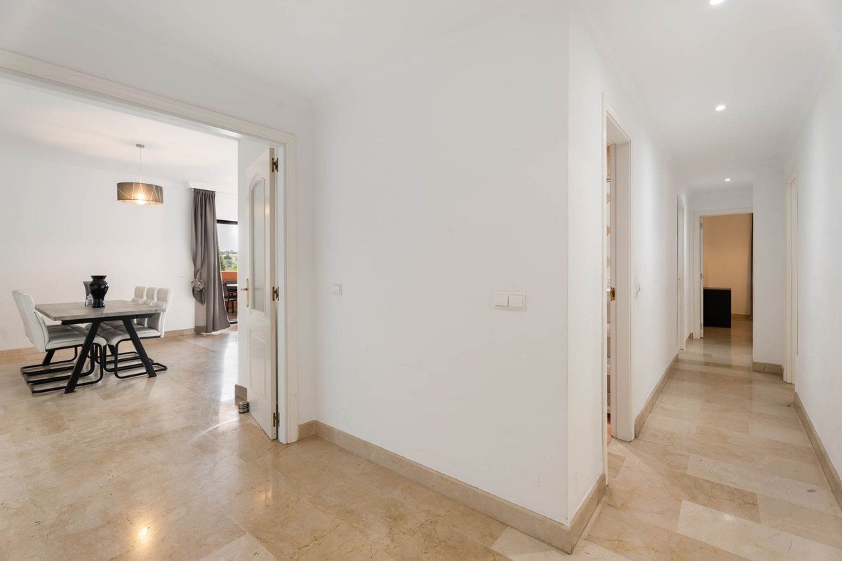 3 Bed Ground Floor Apartment in Elviria