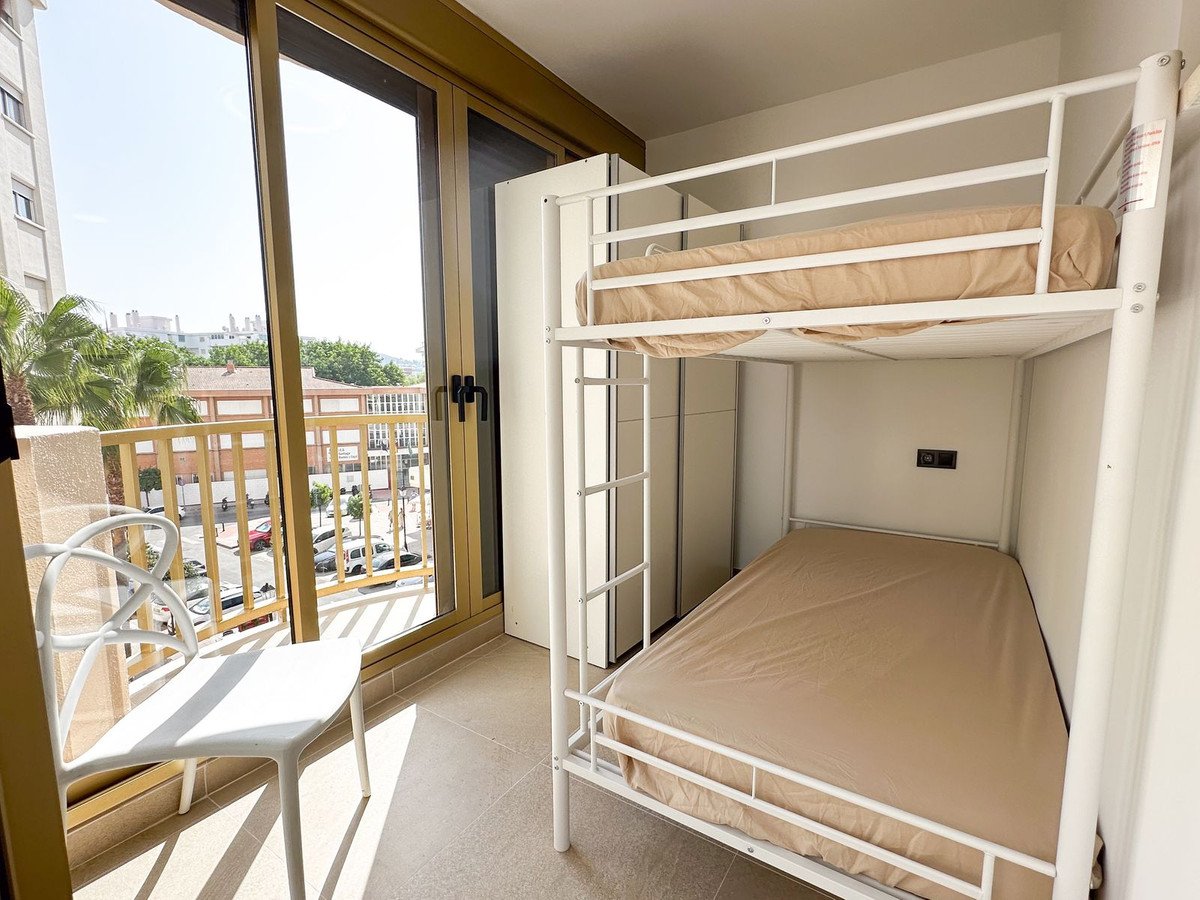 2 Bed Middle Floor Apartment in Fuengirola