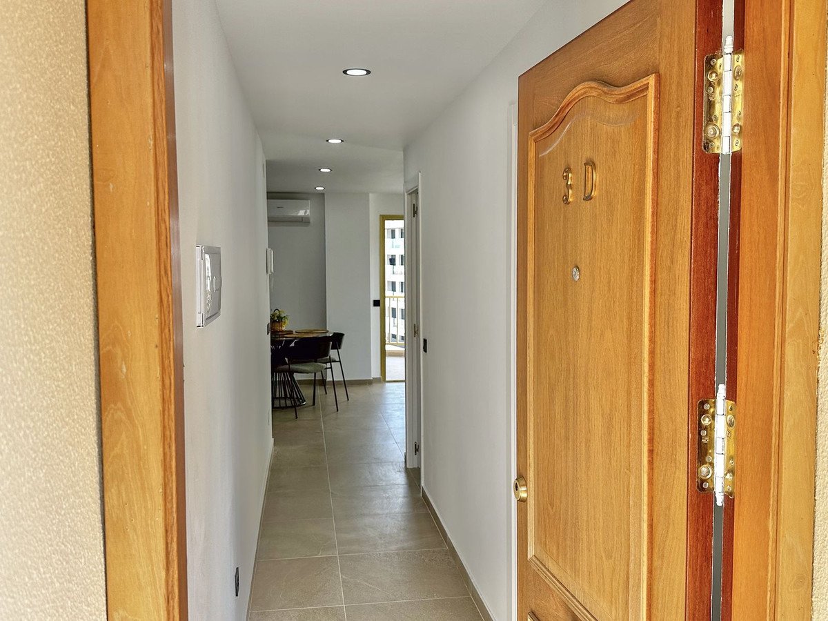 2 Bed Middle Floor Apartment in Fuengirola