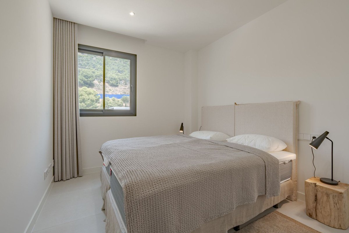 3 Bed Middle Floor Apartment in Fuengirola