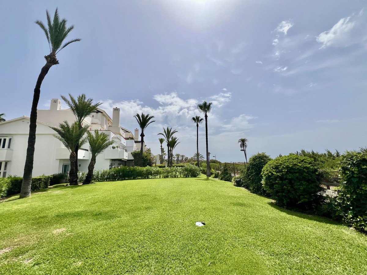 2 Bed Ground Floor Apartment in Los Monteros