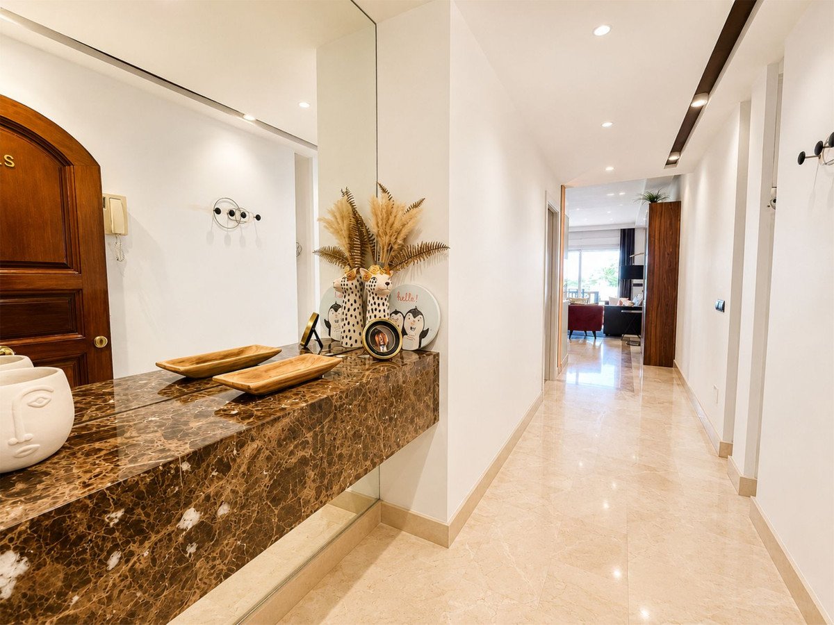 2 Bed Ground Floor Apartment in Los Monteros