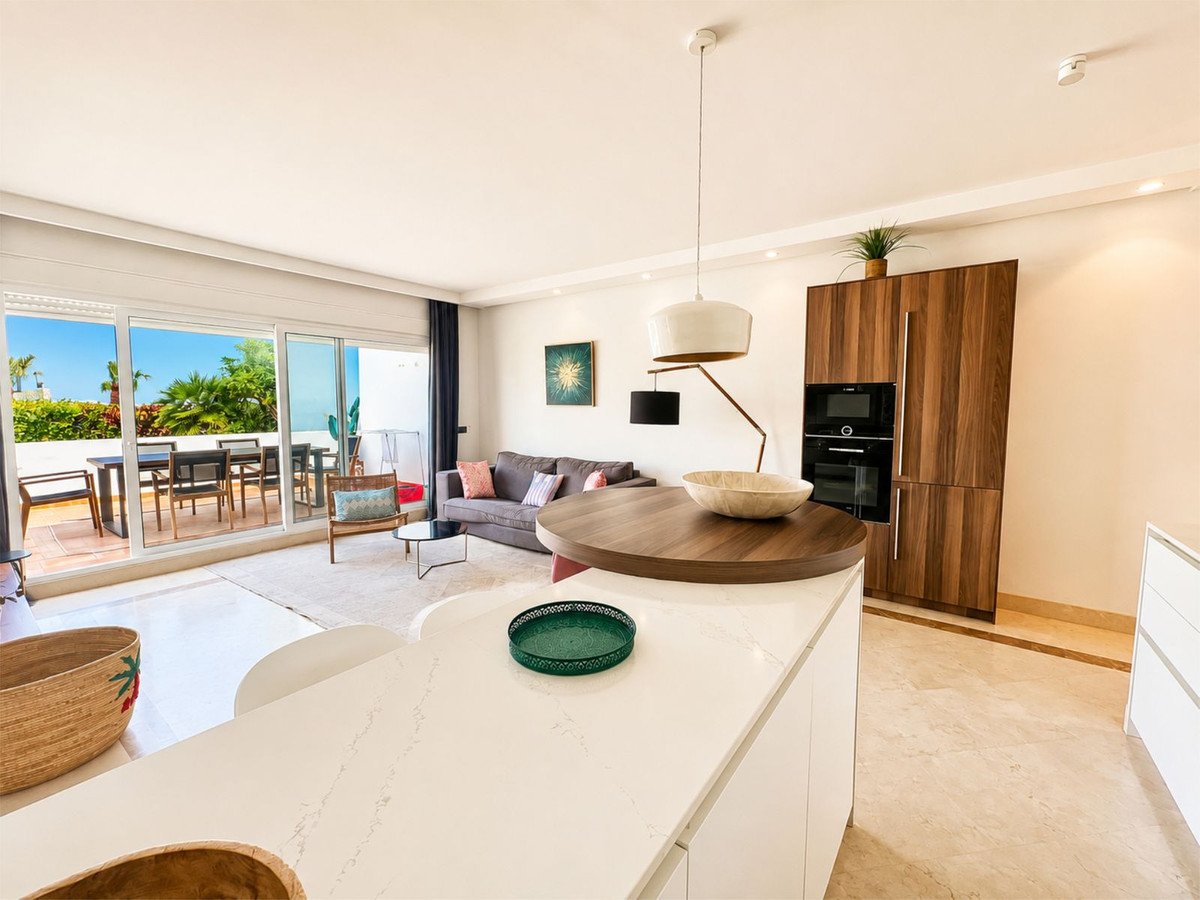 2 Bed Ground Floor Apartment in Los Monteros