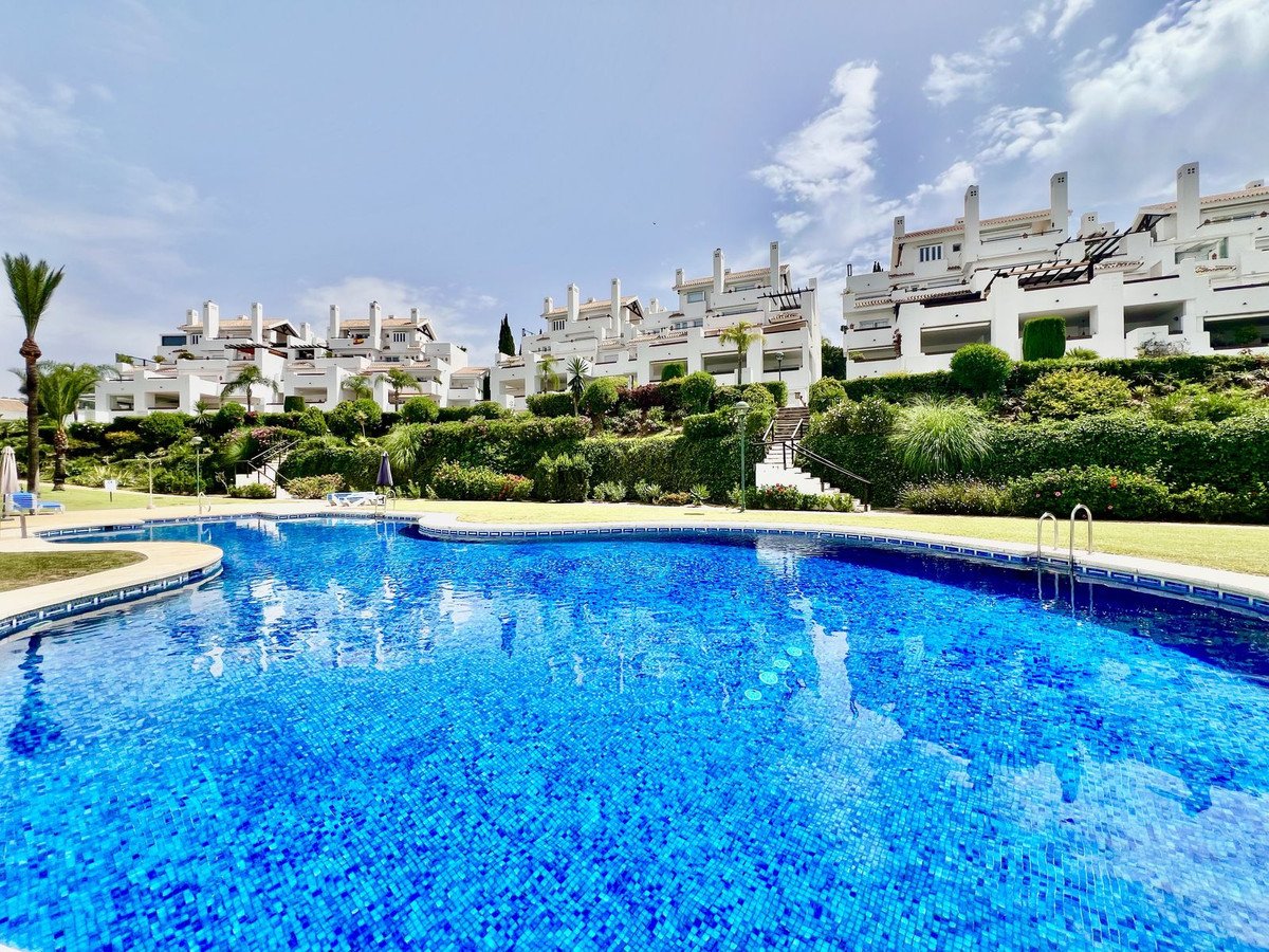 2 Bed Ground Floor Apartment in Los Monteros