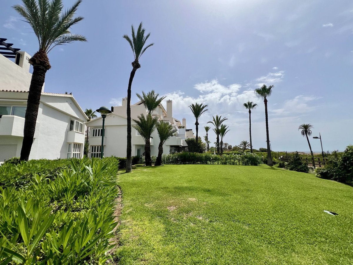 2 Bed Ground Floor Apartment in Los Monteros