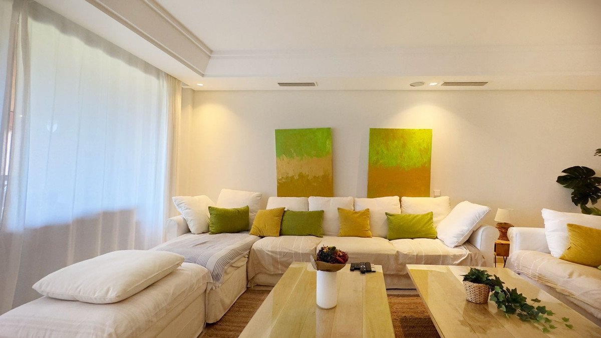 4 Bed Ground Floor Apartment in Los Monteros
