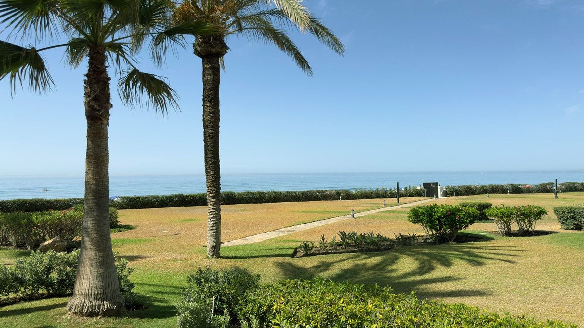 4 Bed Ground Floor Apartment in Los Monteros