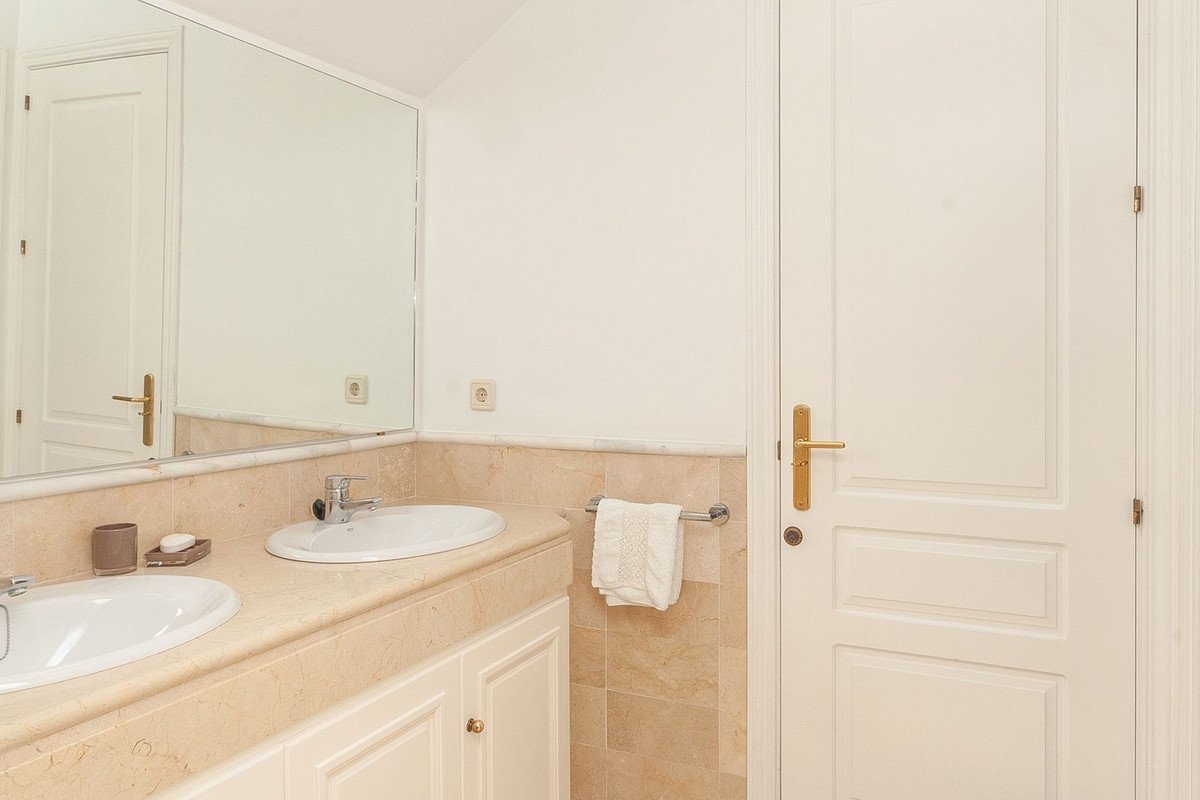 3 Bed Penthouse Duplex in Elviria