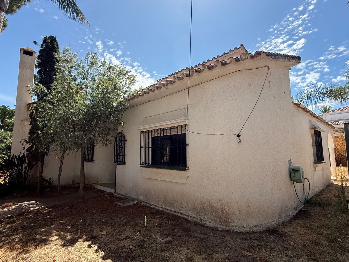 2 Bed Detached Villa in Marbesa