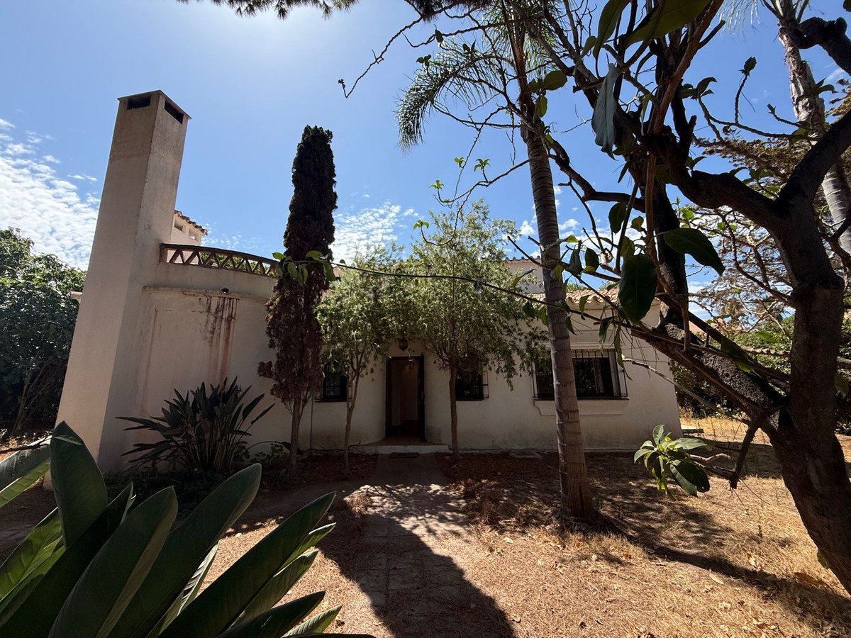 2 Bed Detached Villa in Marbesa