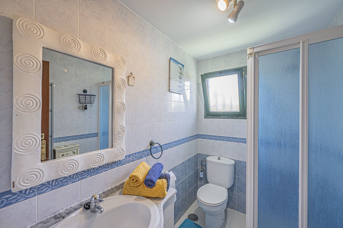 2 Bed Ground Floor Apartment in Marbella
