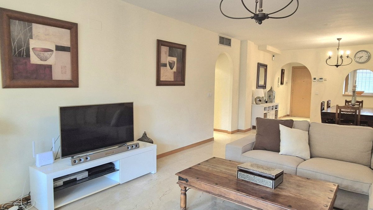 2 Bed Ground Floor Apartment in San Pedro de Alcántara