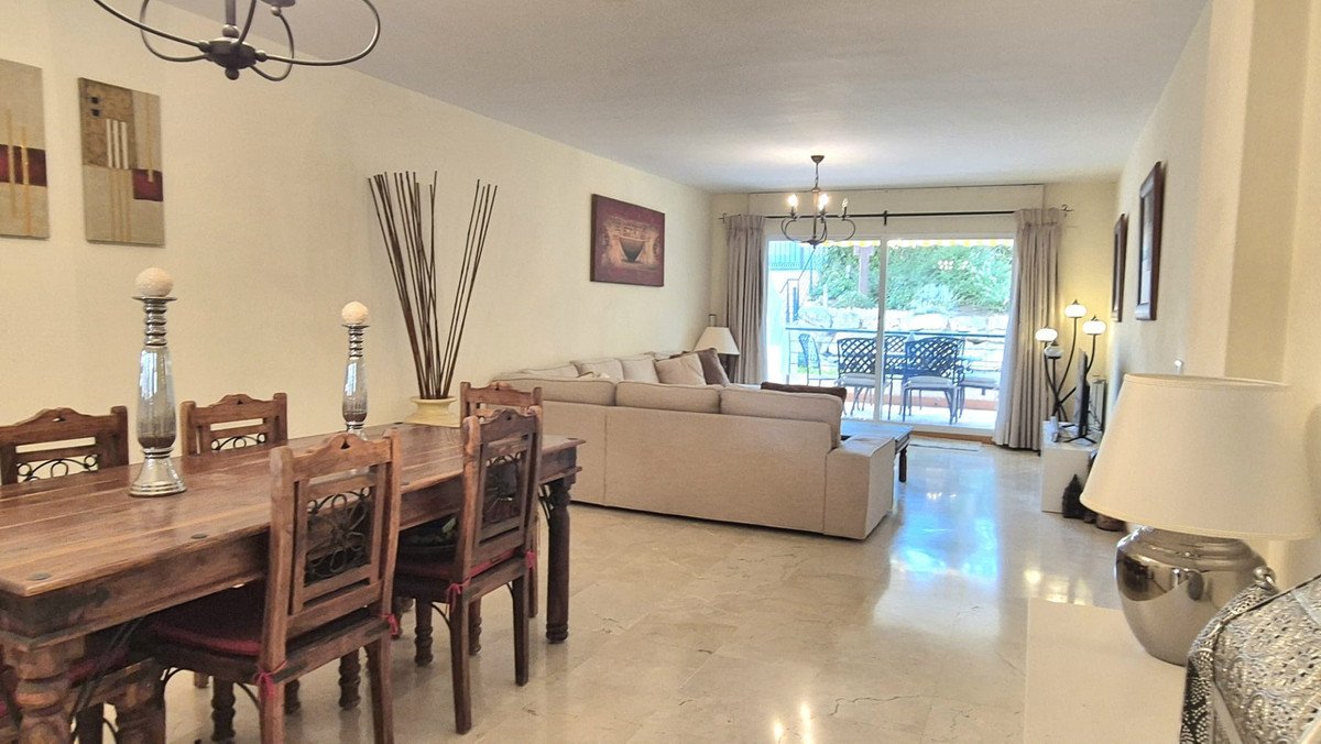 2 Bed Ground Floor Apartment in San Pedro de Alcántara