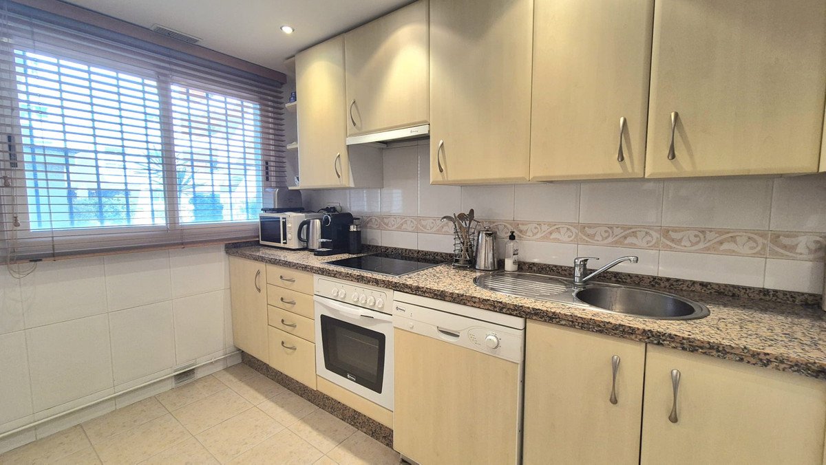 2 Bed Ground Floor Apartment in San Pedro de Alcántara
