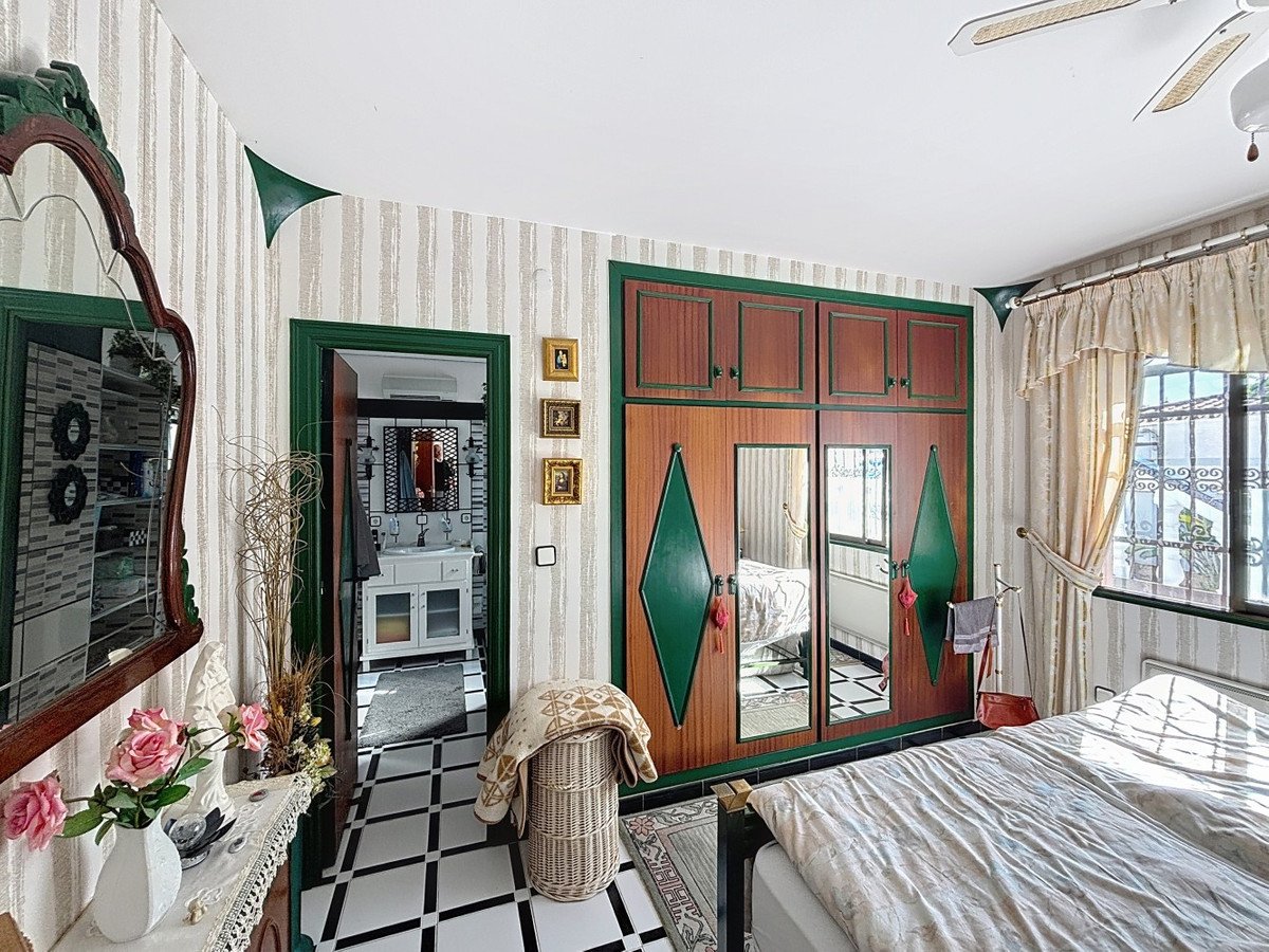 3 Bed Detached Villa in Mezquitilla