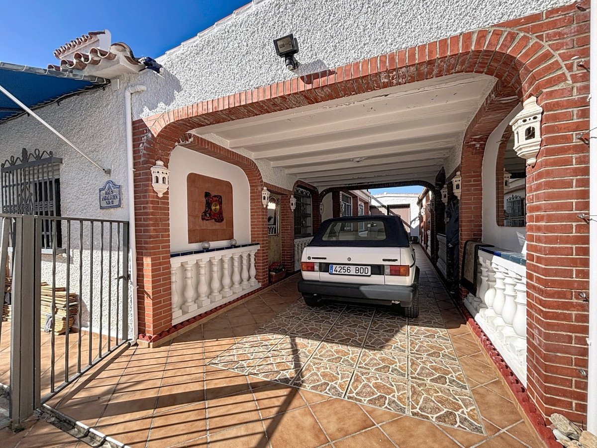 3 Bed Detached Villa in Mezquitilla