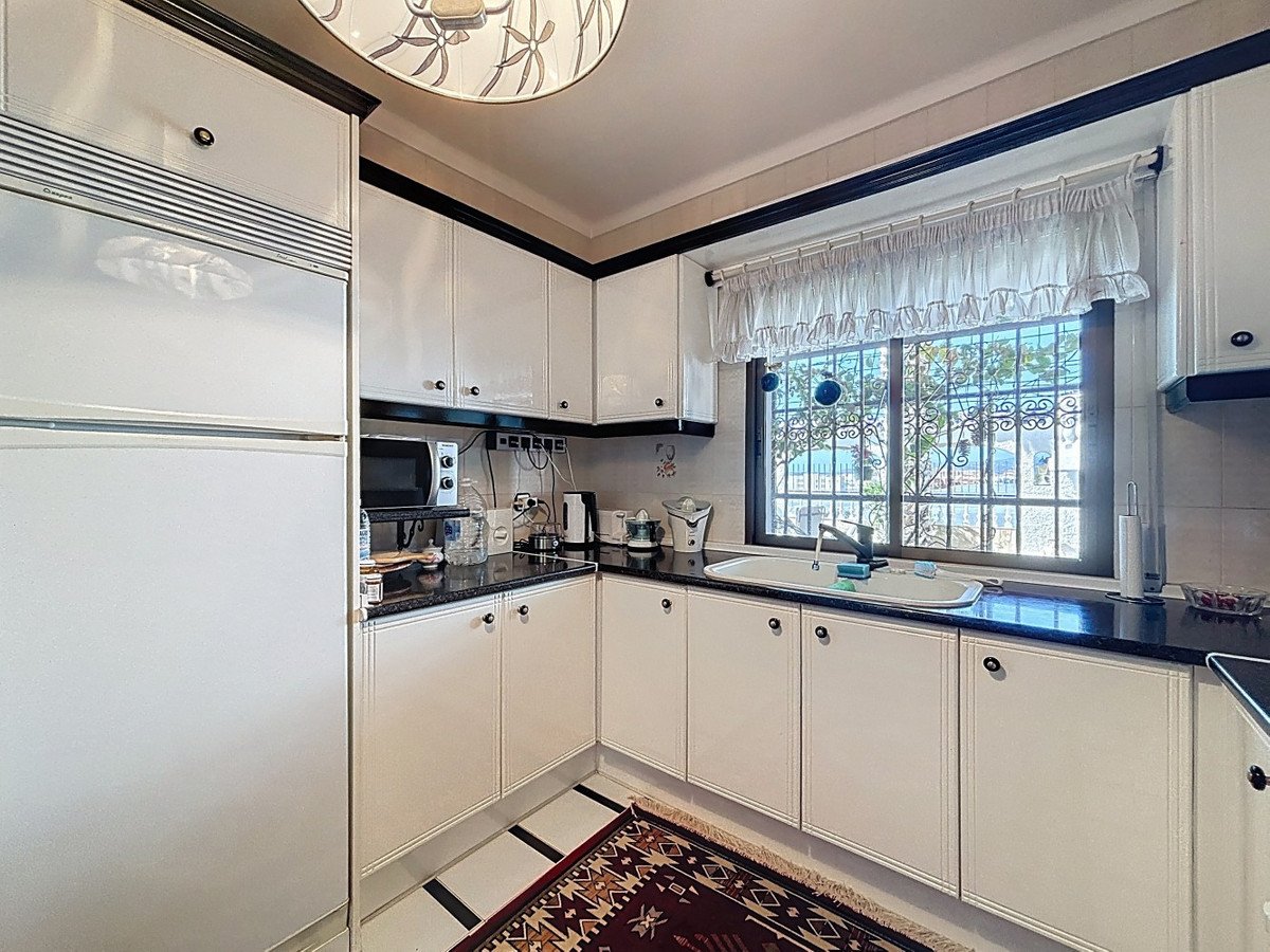 3 Bed Detached Villa in Mezquitilla