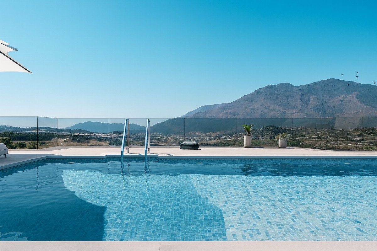 3 Bed Penthouse in Estepona