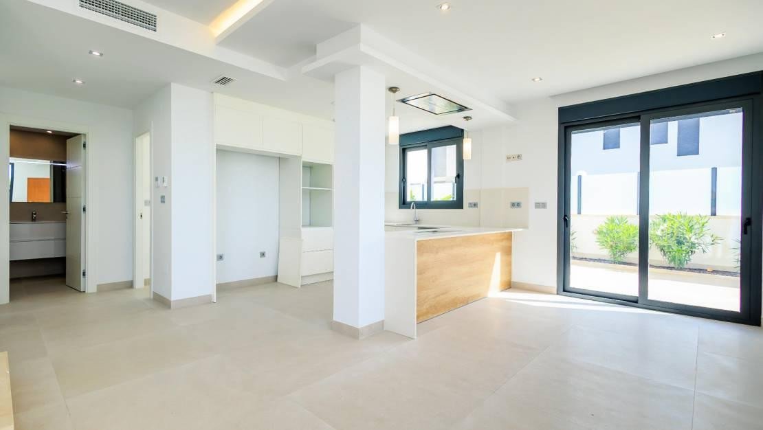 3 Bed Townhouse in Los Balcones