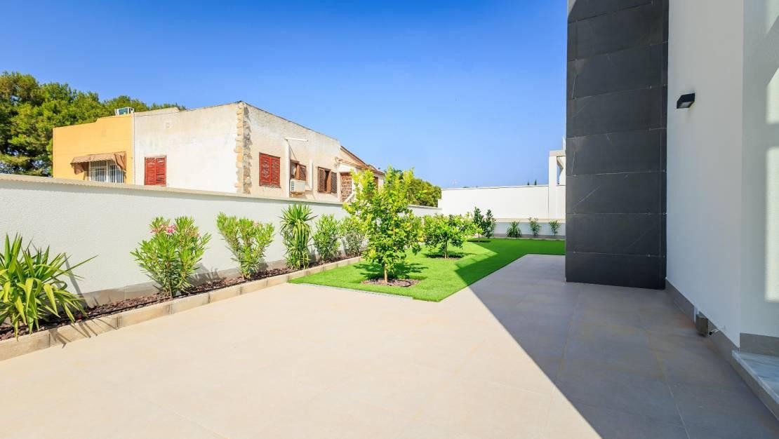 3 Bed Townhouse in Los Balcones