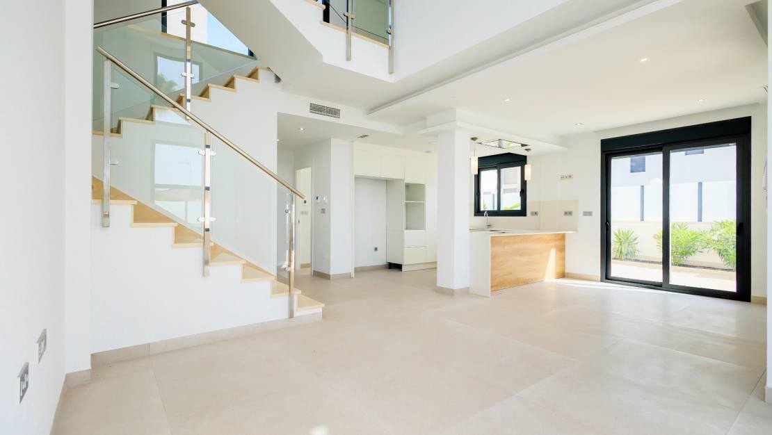 3 Bed Townhouse in Los Balcones